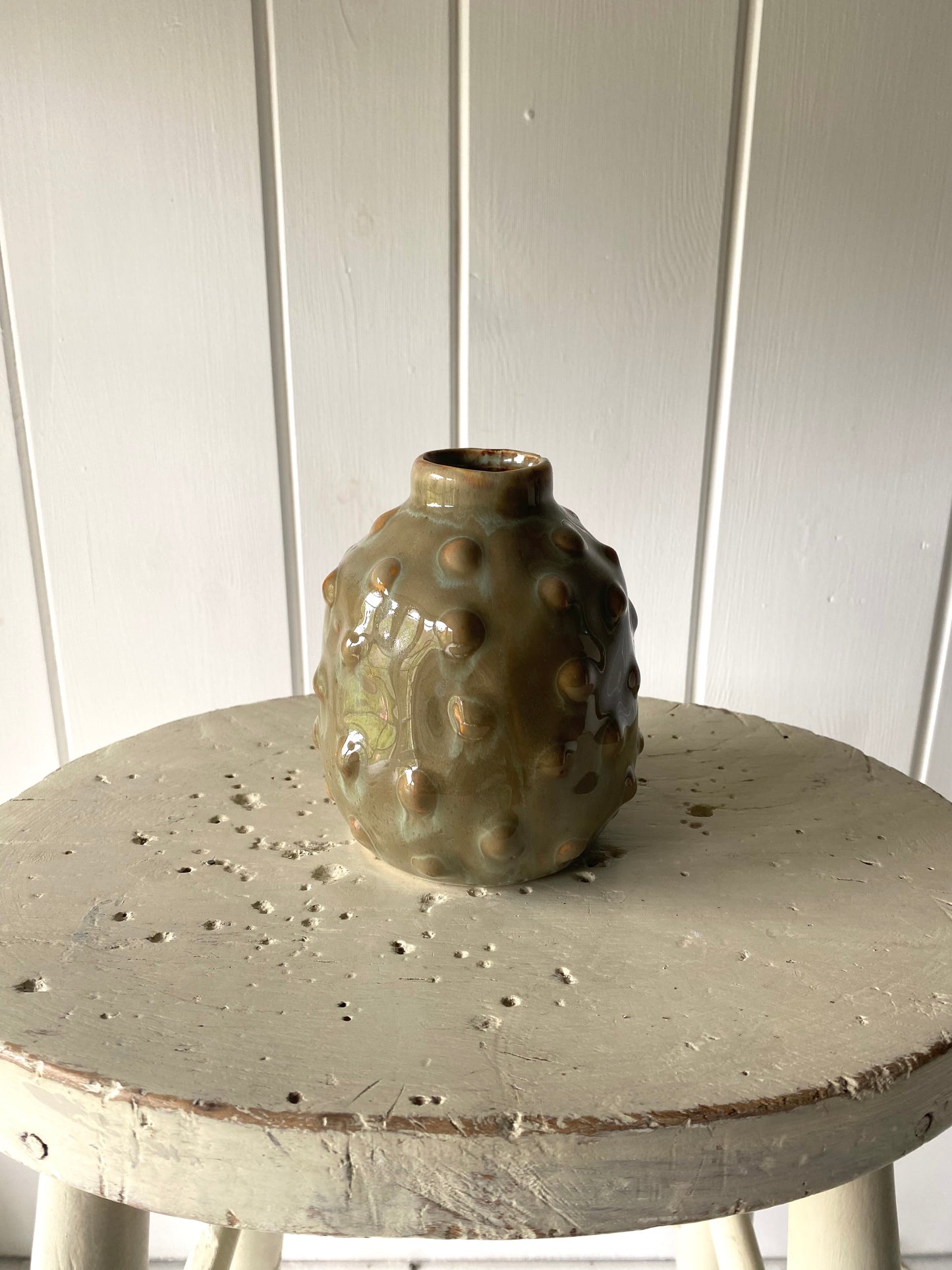 The Pistachio Dot Ceramic Vase (approx 12cm) including posy of flowers