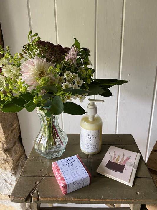 Rose and Sweet Orange Gift Box